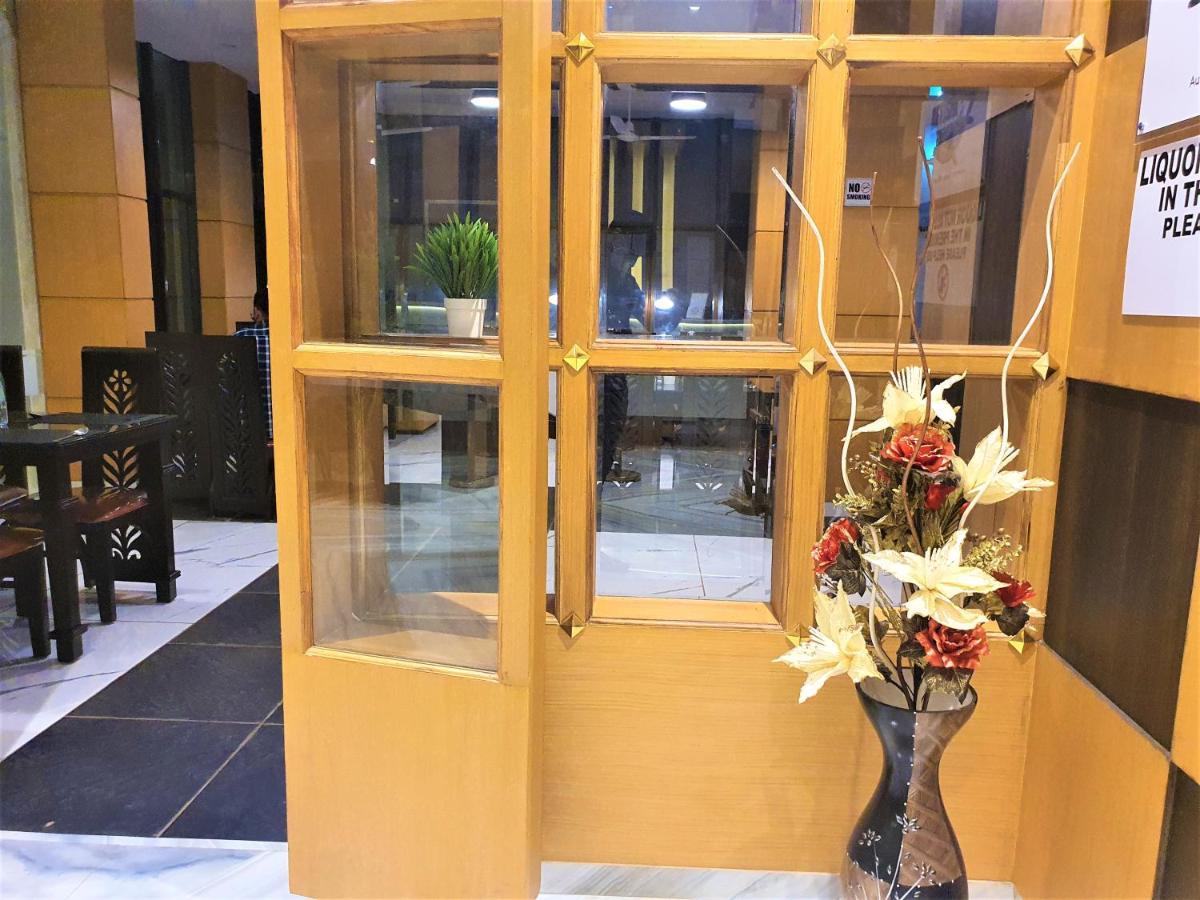 Vits Excellensea Karde Beach Dāpoli Esterno foto