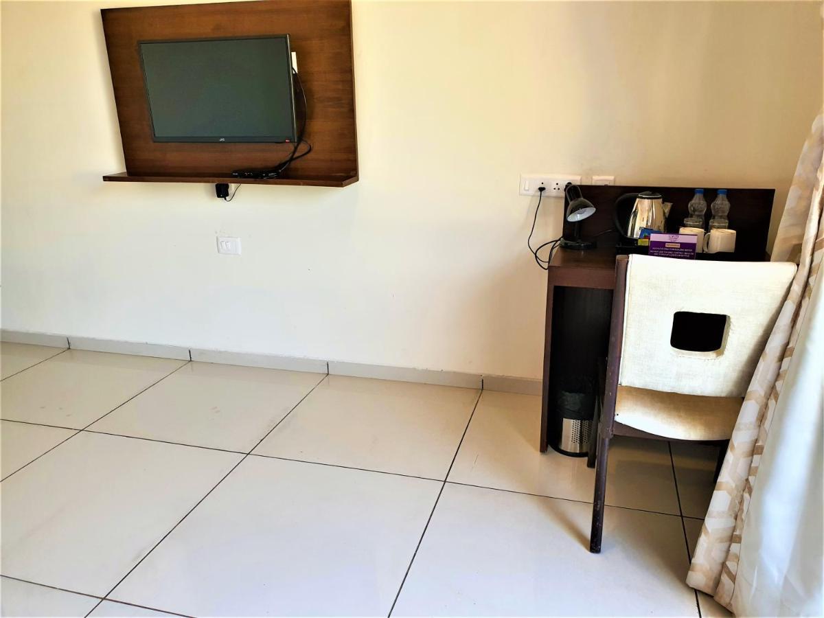 Vits Excellensea Karde Beach Dāpoli Esterno foto
