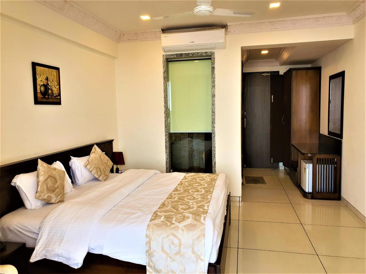 Vits Excellensea Karde Beach Dāpoli Esterno foto